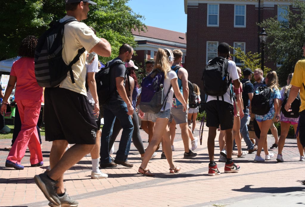 Roseville - Students Walking